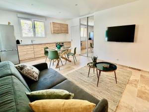 Studio with Garden - Pauseto West 4 - 2 min from Beach