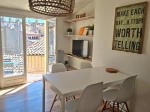 Un balcon sur les toits dAix