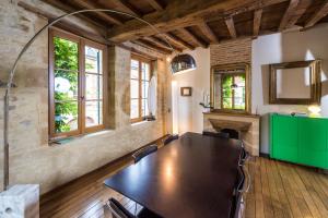 Suite Mana OHANA - Luxe et Authenticité à 2 pas de la Place Ducale avec Parking privé