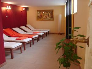 A Hotel Com Haus Margreth Apartment Sillian Austria Price