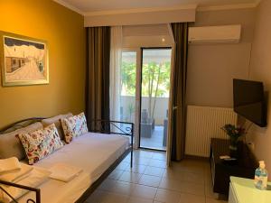 Christi Apartments A&Β