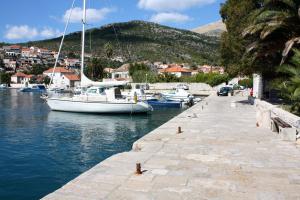 Apartments by the sea Mokosica, Dubrovnik - 4690 