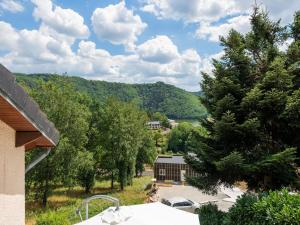 Maisons de vacances Inviting holiday home in Miremont with garden : photos des chambres