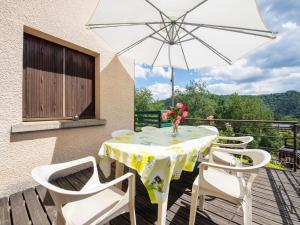 Maisons de vacances Inviting holiday home in Miremont with garden : photos des chambres