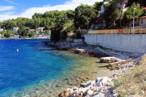 Apartments by the sea Medvinjak, Korcula - 9268