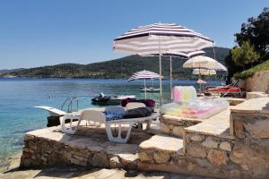 Apartments by the sea Cove Mikulina Luka, Korcula - 9181