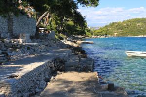 Apartments by the sea Lumbarda, Korcula - 9236