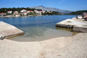 Apartments by the sea Lumbarda, Korcula - 4393