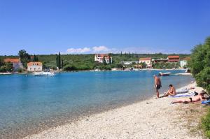 Apartments by the sea Loviste, Peljesac - 10197