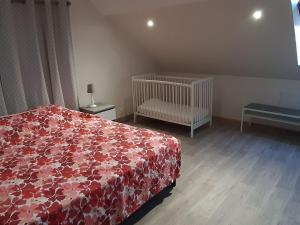 Gîte cosy près dOrléans avec jardin, parking, et équipements complets - FR-1-590-252