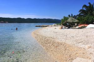 Apartments by the sea Kuciste - Perna, Peljesac - 10198