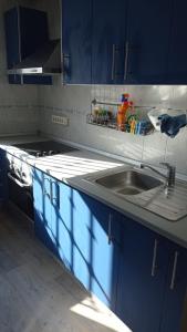 Apartamento, dos dormitorios, tipo ático cerca del centro