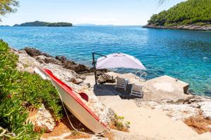 Apartments by the sea Cove Zaglav, Korcula - 12208