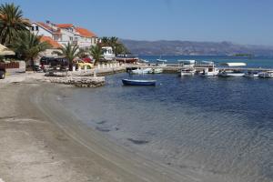 Apartments by the sea Lumbarda, Korcula - 576