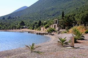 Family-friendly apartments with swimming pool Trpanj, Peljesac - 15603
