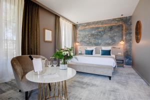 Hotels Fleur de Loire : photos des chambres