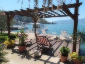Apartments by the sea Blace, Neretva Delta - Usce Neretve - 16068 