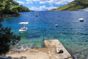 Apartments by the sea Brna, Korcula - 18288