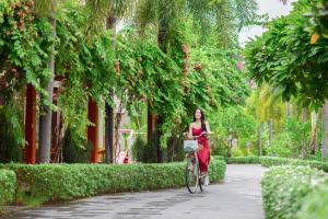 Silk Sense Hoi An River Resort - Green Luxury Escape