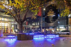 Christchurch City Hotel