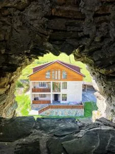 Lanchvali Inn - Lagami