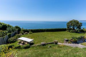 Finest Retreats - Avalon Sea Views