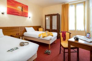 Hotels Hotel au Grand Saint Jean : Chambre Lits Jumeaux