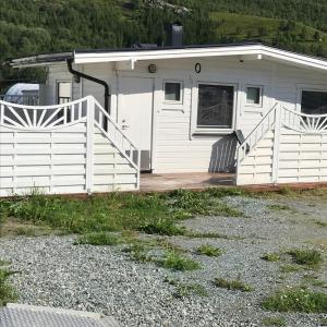 Cottage room in Løkvollstranda camping As