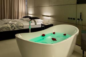 Apartament z jacuzzi City Life Centrum