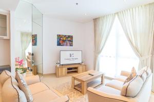 Luxury Escapes - Spacious 2BR Apt in the heart of Dubai Marina- Yacht Bay