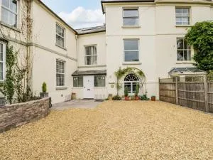 White Roses - Welsh Newton Common