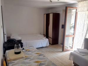 Farlalievi Guest House