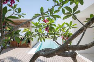 KA BRU Beach Boutique Hotel