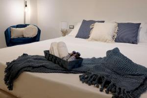 Dolce Far Niente Apartment with pool & parking