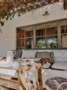 THE OLIVE PRESS - Alentejo