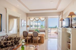 Two Bedroom Suite with Pool View room in Guadalpin Suites