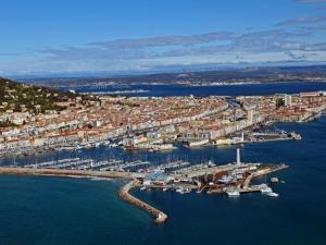 Studio cabine 3 pers. avec parking, à 450 m des plages - FR-1-338-420