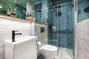 Plac Unii Aquamarine Premium Apartment