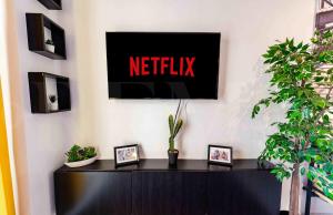 Modern Studio with Private Rooftop Terrace by REMS