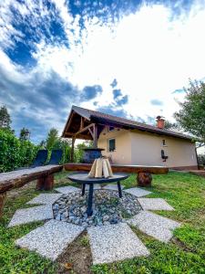 Holiday House Tomajna 