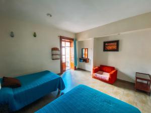 Hospedaje Del Campanero 19