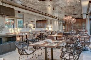 Umani Hotel - Free Beach - Free Parking