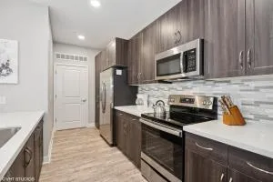 LUX 2 BED DESERT RIDGE 2 HEATED POOLS GYM - 凤凰城