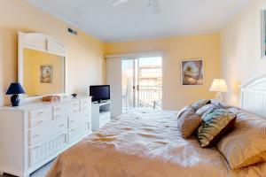Island Cabana 207