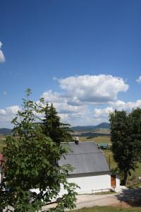 VUKOVIC HOUSE-MOTICKI GAJ