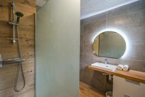 La Tournette superb quiet apartment 300 meters from the lake