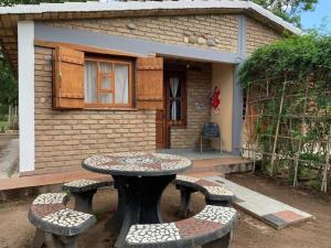 Los Horneros, Cabañas