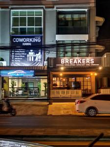 Breakers Hotel Rawai