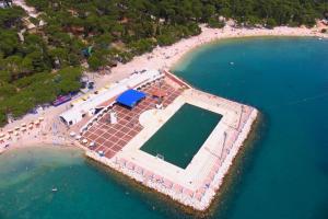 Family friendly apartments with a swimming pool Biograd na Moru, Biograd - 8371