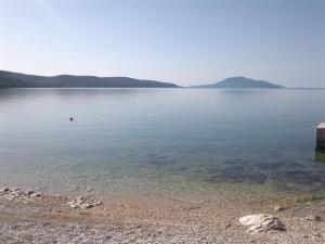Apartments by the sea Martinscica, Cres - 11279 
